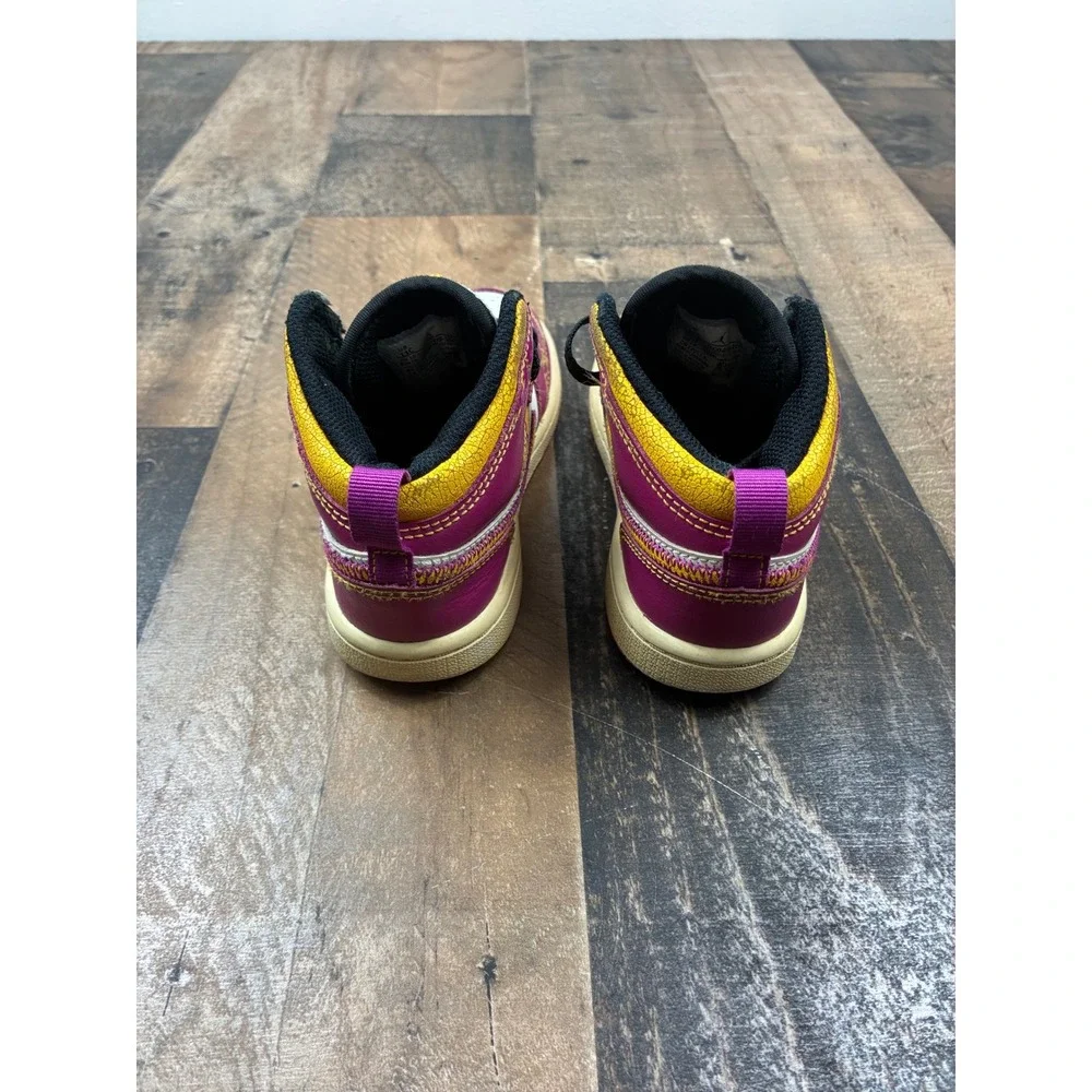 Nike‎ Air Jordan 1 Mid Siempre Familia Para Mi Magenta Yellow DC0503-600 Toddler